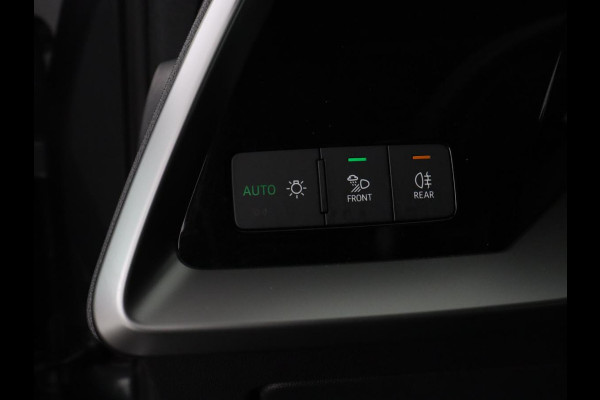 Audi A3 30 TFSI Advanced edition | Park Assist | Carplay | Virtual Cockpit | Sportstoelen | Navigatie | Climate control | Full LED | Cruise control | Bluetooth