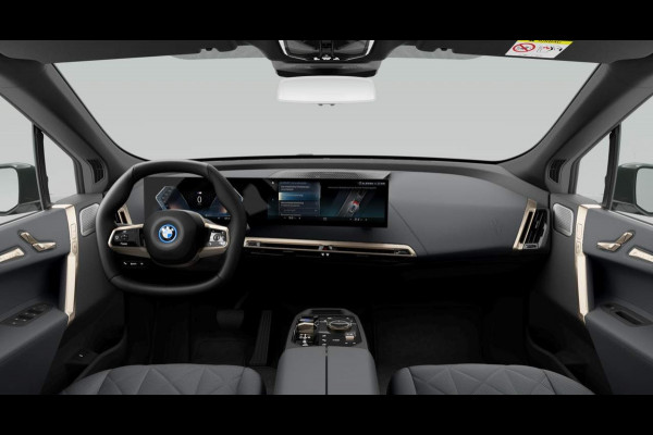 BMW iX M60 - 112kWh - Pano - Bowers & Wilkins - Trekhaak