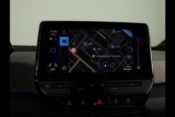 Volkswagen ID.3 First Plus 58 kWh 204PK | Navigatie | Parkeercamera | 19"LM velgen |