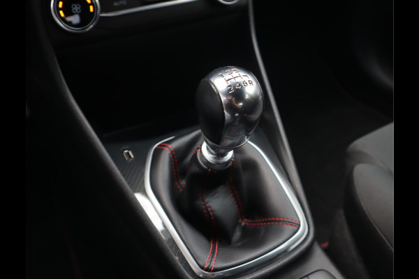 Ford Fiesta 1.0 EcoBoost ST-Line Navi / Cruise /Lane assist / Pdc / Carplay / Voldoende Apk Btw auto