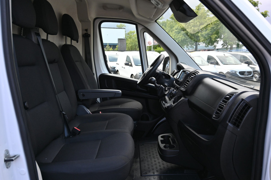 Fiat Ducato 2.2 MultiJet 140 S&S L2H2 3.5t Camera, Cruise control, Airco