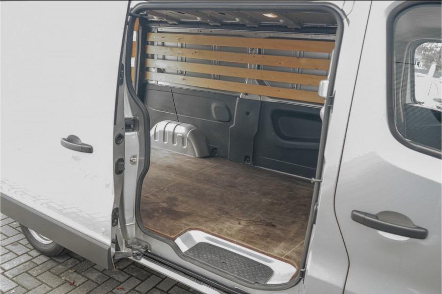 Fiat Talento 1.6 MJ EcoJet L2H1 Airco Navigatie Trekhaak DAB