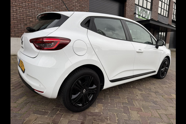 Renault Clio 1.0 TCe / Navigatie / Apple CarPlay - Android / 1e Eigenaar / ALL-Season banden / Cruise Control / PDC met optische w
