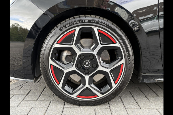 Opel Astra 1.6 Hybrid GS Line PHEV 180pk | Black Edition | Head-Up | 360 Camera | Stoel & Stuur Verwarming | ACC |