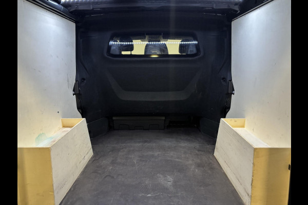 Renault Trafic 2.0 Blue dC1 150 EDC T29 L2H1 Extra Dubbele Cabine Navigatie Airco Lichtmetalen velgen Betimmering Trekhaak Camera Parkeer sensoren Dab