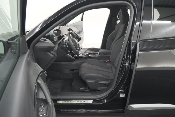Peugeot 2008 1.2 Hybrid 136 GT | Camera | Apple Carplay | Parkeersensoren
