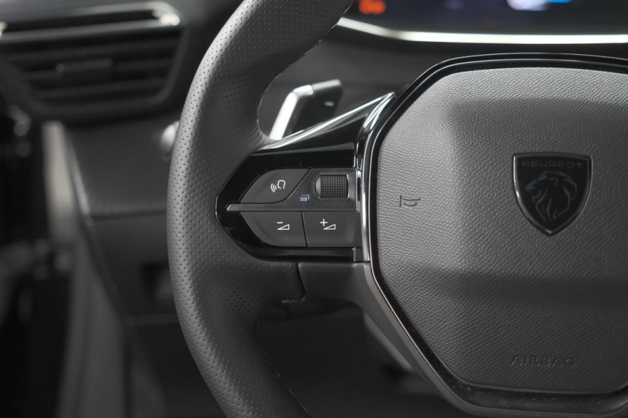 Peugeot 2008 1.2 Hybrid 136 GT | Camera | Apple Carplay | Parkeersensoren