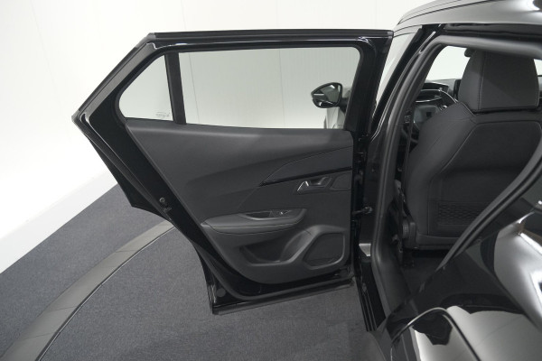 Peugeot 2008 1.2 Hybrid 136 GT | Camera | Apple Carplay | Parkeersensoren