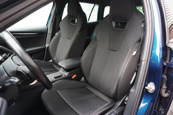 Škoda Octavia Combi 1.0 e-TSI Sport Business/Trekhaak/Digitaal Dashb./ Stuur en stoelverwarming.