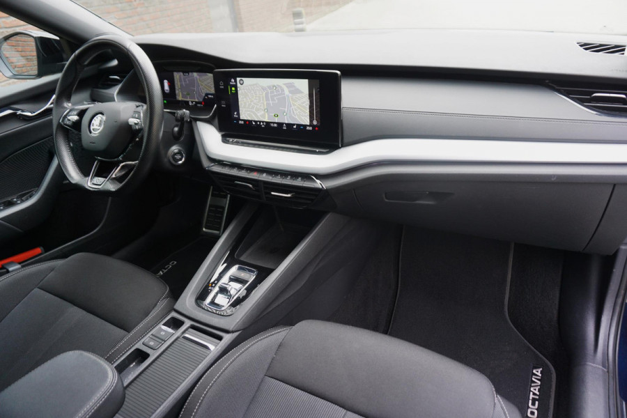 Škoda Octavia Combi 1.0 e-TSI Sport Business/Trekhaak/Digitaal Dashb./ Stuur en stoelverwarming.