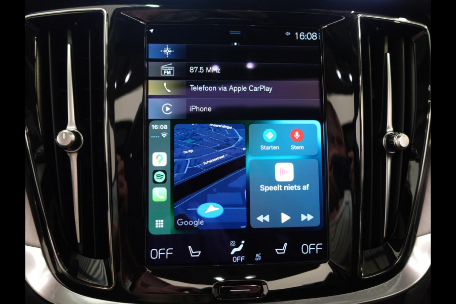 Volvo V60 2.0 T6 Recharge AWD R-Design Panoramadak Navigatie Apple Carplay/Android Auto Camera Parkeersensoren Stoel- en stuurverwarming Cruise Control Blind Spot Assist Virtual Cockpit Climate Control