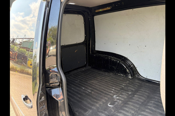 Volkswagen Caddy 2.0TDI L1H1 Trekhaak Airco Bluetooth Lmv BMT Business Wandbetimmering Schuifdeur Origineel Nederlandse Caddy