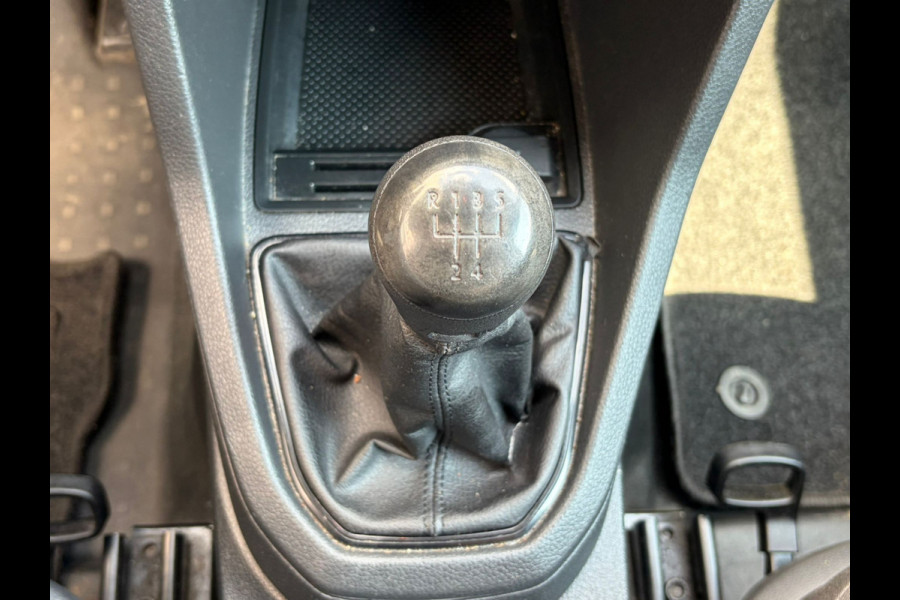 Volkswagen Caddy 2.0TDI L1H1 Trekhaak Airco Bluetooth Lmv BMT Business Wandbetimmering Schuifdeur Origineel Nederlandse Caddy