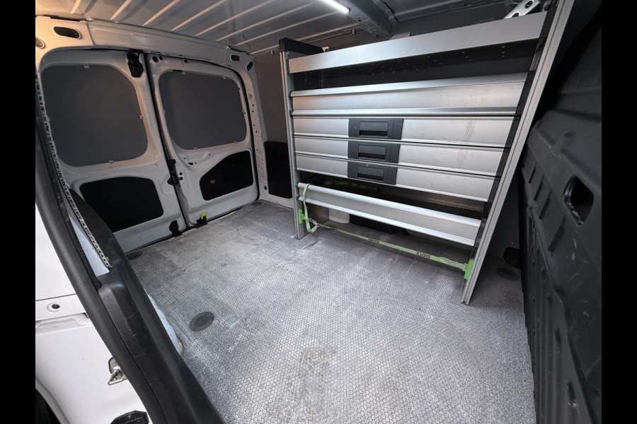 Opel Combo 1.5D 131PK Automaat L2H1 Navi Airco Pdc Dakdragers Apple Carplay Android Auto Cruise DAB Edition Schuifdeur Betonplex Wandbetimmering Bott Inbouwkast Regen-Lichtsensor 1e Eigenaar Origineel Nederlandse Bedrijfswagen