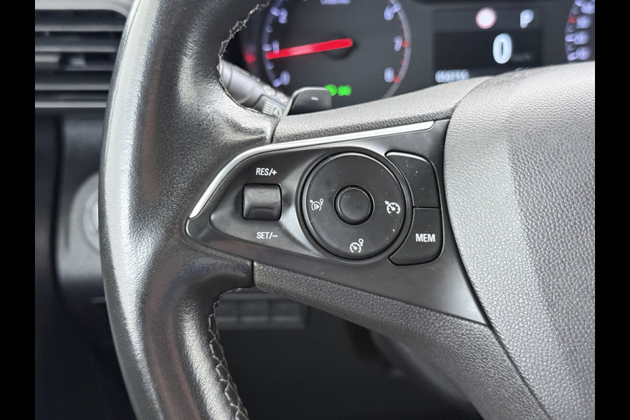 Opel Combo 1.5D 131PK Automaat L2H1 Navi Airco Pdc Dakdragers Apple Carplay Android Auto Cruise DAB Edition Schuifdeur Betonplex Wandbetimmering Bott Inbouwkast Regen-Lichtsensor 1e Eigenaar Origineel Nederlandse Bedrijfswagen