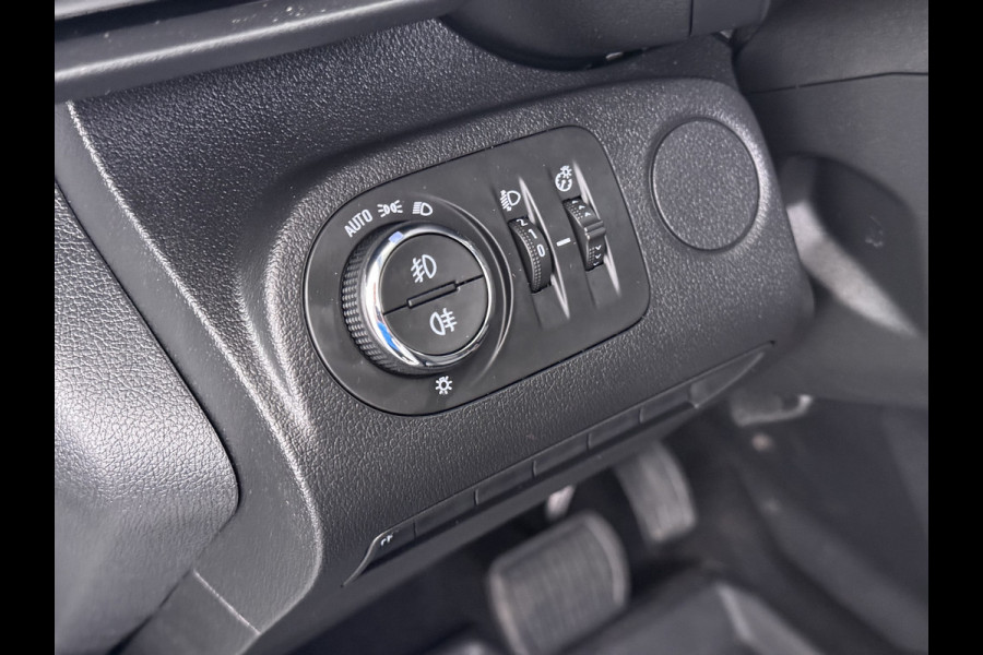 Opel Combo 1.5D 131PK Automaat L2H1 Navi Airco Pdc Dakdragers Apple Carplay Android Auto Cruise DAB Edition Schuifdeur Betonplex Wandbetimmering Bott Inbouwkast Regen-Lichtsensor 1e Eigenaar Origineel Nederlandse Bedrijfswagen