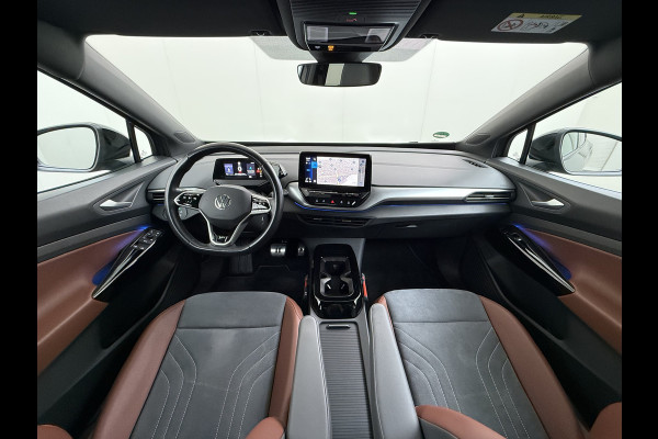 Volkswagen ID.4 First 82kWh SOH 93% Warmtepomp Trekhaak Camera Adap.Cruise Apple Carplay Android Auto Stuur+Stoelverwarming Navi Ecc Pdc Lmv 20" Led Wifi Voorruitverwarming DAB Isofix Verkeersbord detectie 1.000KG Trekgewicht 1e Eigenaar Dealeronderhouden