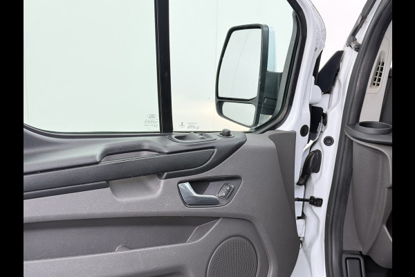 Ford Transit Custom 300 2.0TDCI 130PK Dubbele Cabine L2H1 Trekhaak Navi Camera Airco Cruise Control Pdc Trend DC Schuifdeur Betonplex Vloer Wandbetimmering Bott Inbouwkast Lane Assist 2.800KG Trekgewicht 1e Eigenaar