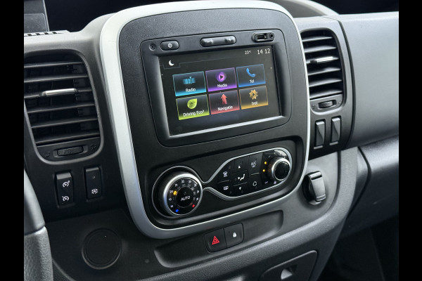 Renault Trafic 2.0 dCi 120 T29 L2H1 Dubbele Cabine Trekhaak Camera Navi Ecc Cruise Control Pdc DAB Business Euro 6 Betonplex Vloer Wandbetimmering Regen-Lichtsensor 2.000kg Trekgewicht 1e Eigenaar 5-Persoons