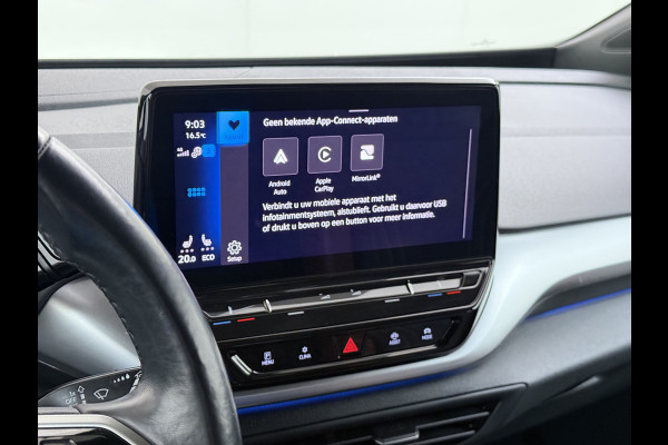 Volkswagen ID.4 First 82kWh SOH 90% Warmtepomp Trekhaak Camera Adap.Cruise Apple Carplay Android Auto Stuur+Stoelverwarming Navi Ecc Pdc Lmv 20" Led Wifi Voorruitverwarming DAB Isofix Verkeersbord detectie 1.000KG Trekgewicht 1e Eigenaar Dealeronderhouden