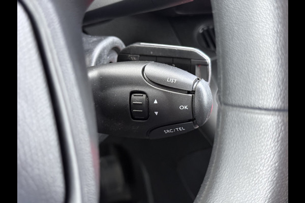 Peugeot Partner 1.5 HDI 102PK Trekhaak Apple Carplay Android Auto Euro 6 Navi* Airco Cruise Control Premium Schuifdeur Betonplex Vloer Bott-Inbouwkast Tussenwand 1e Eigenaar 1.000 Trekgewicht Origineel Nederlandse Auto