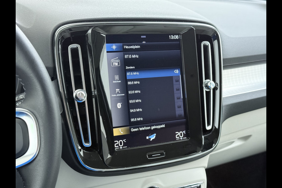 Volvo XC40 T5 262PK Autom. Plugin-Hybrid Leder Trekhaak Harman&Kardon® Navi Ecc Camera Apple Carplay Android Auto Pdc Recharge Business Pro Elek.Achterklep Lmv Led Isofix DAB Lane Keeping Cross Traffic Alert BLIS Road Sign Info 1.800KG Trekvermogen 1e Eigenaar