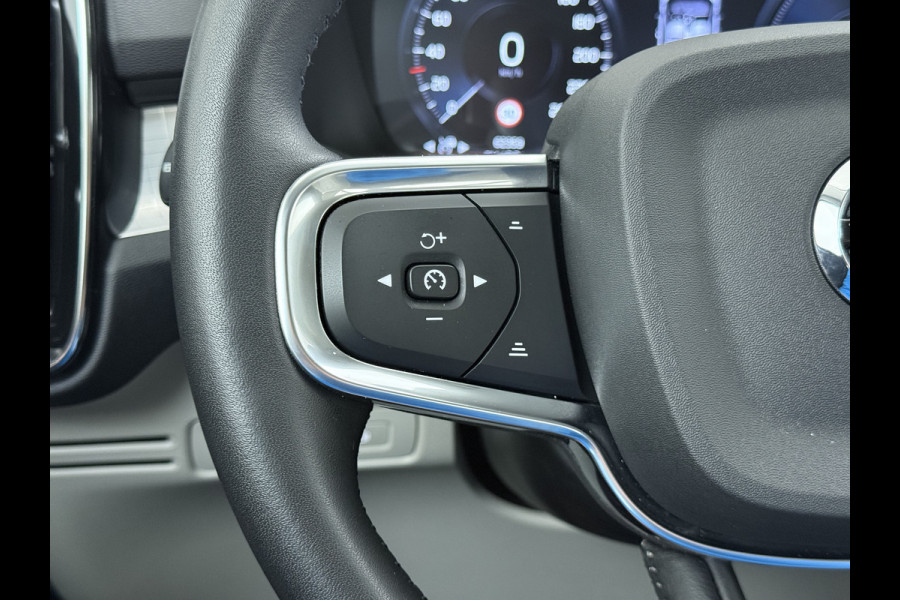 Volvo XC40 T5 262PK Autom. Plugin-Hybrid Leder Trekhaak Harman&Kardon® Navi Ecc Camera Apple Carplay Android Auto Pdc Recharge Business Pro Elek.Achterklep Lmv Led Isofix DAB Lane Keeping Cross Traffic Alert BLIS Road Sign Info 1.800KG Trekvermogen 1e Eigenaar