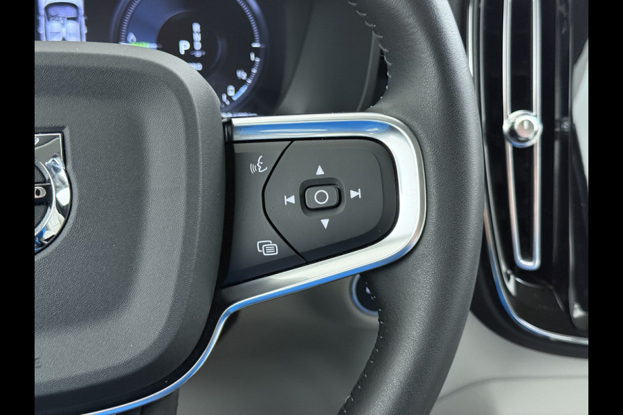 Volvo XC40 T5 262PK Autom. Plugin-Hybrid Leder Trekhaak Harman&Kardon® Navi Ecc Camera Apple Carplay Android Auto Pdc Recharge Business Pro Elek.Achterklep Lmv Led Isofix DAB Lane Keeping Cross Traffic Alert BLIS Road Sign Info 1.800KG Trekvermogen 1e Eigenaar