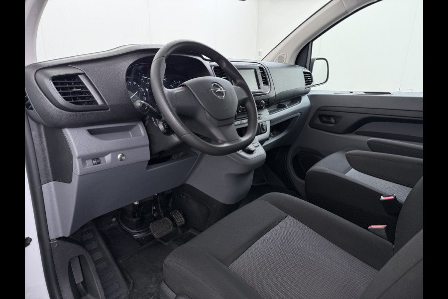 Opel Vivaro 2.0CDTI 145PK Autom. L2H1 Trekhaak Apple Carplay Android Auto Airco Cruise Control Navi* Pdc Edition Euro 6 Schuifdeur Wandbetimmering Regen-Lichtsensor 2.500KG Trekgewicht 1e Eigenaar Origineel Nederlandse Bus