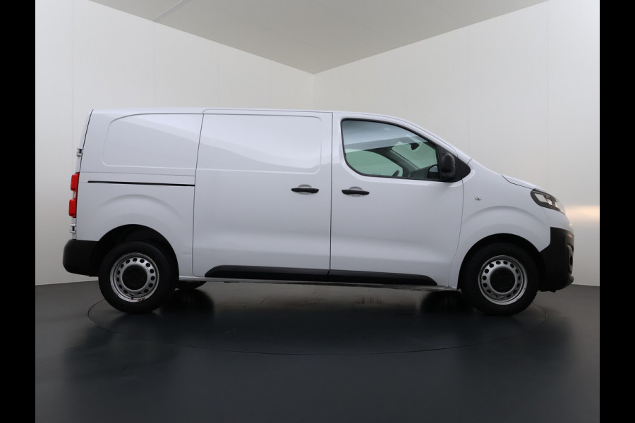 Opel Vivaro 2.0CDTI 145PK Autom. L2H1 Trekhaak Apple Carplay Android Auto Airco Cruise Control Navi* Pdc Edition Euro 6 Schuifdeur Wandbetimmering Regen-Lichtsensor 2.500KG Trekgewicht 1e Eigenaar Origineel Nederlandse Bus
