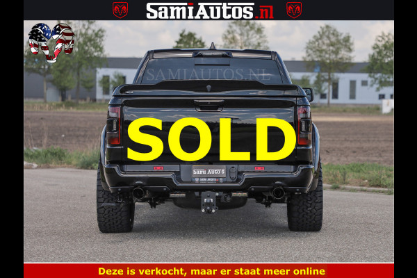 Dodge Ram BLACK BEAST HULK 5.7 V8 | HUD | WIDE BODY | BOM VOL | CREW CAB DUBBELE CABINE | 5 PERSOONS | MEGA DIKKE LIMITED BLACK ON BLACK | ZO GOED ALS NIEUW |