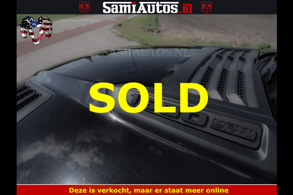 Dodge Ram BLACK BEAST HULK 5.7 V8 | HUD | WIDE BODY | BOM VOL | CREW CAB DUBBELE CABINE | 5 PERSOONS | MEGA DIKKE LIMITED BLACK ON BLACK | ZO GOED ALS NIEUW |