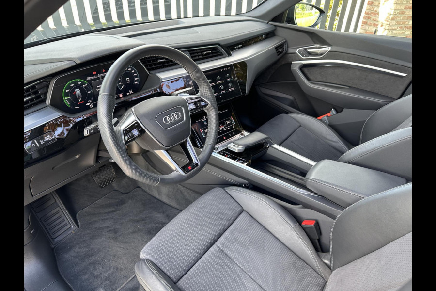 Audi e-tron Sportback 55 quattro S edition 95 kWh | S-Line | Panoramadak | Camera | NL-Auto |