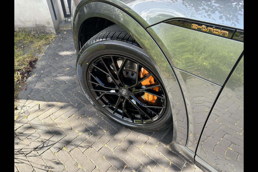 Audi e-tron Sportback 55 quattro S edition 95 kWh | S-Line | Panoramadak | Camera | NL-Auto |