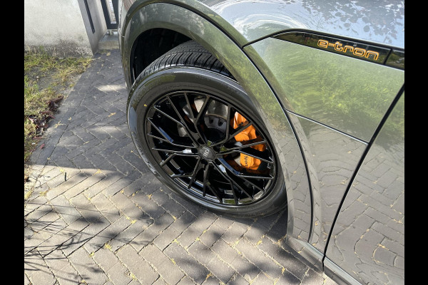 Audi e-tron Sportback 55 quattro S edition 95 kWh | S-Line | Panoramadak | Camera | NL-Auto |