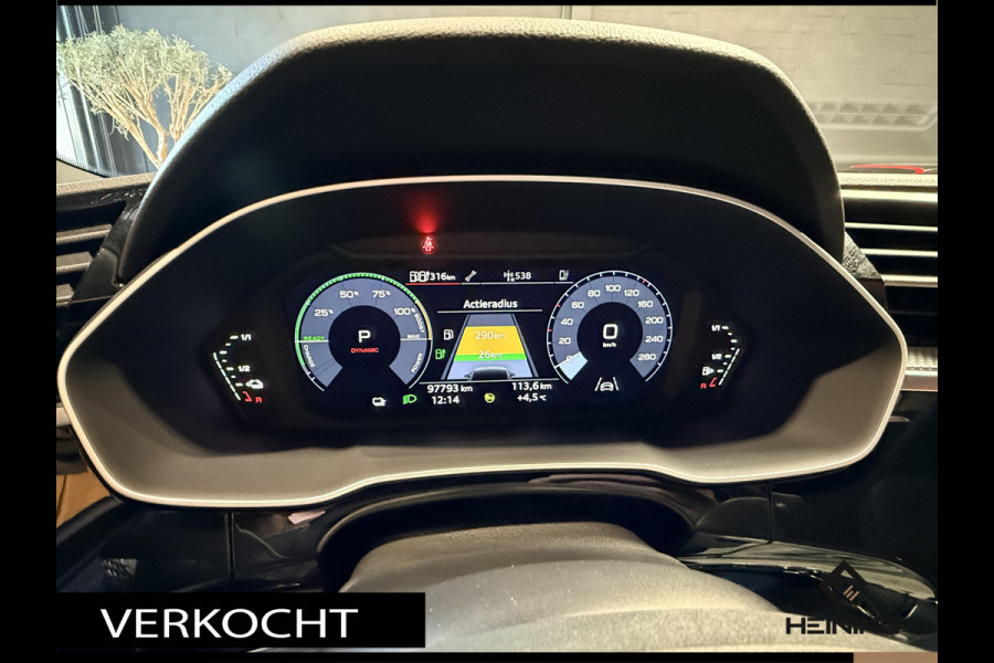 Audi Q3 45 TFSI e S edition. Pano. 2X S-Line. Apple-carplay. Blackline. 19 inch.