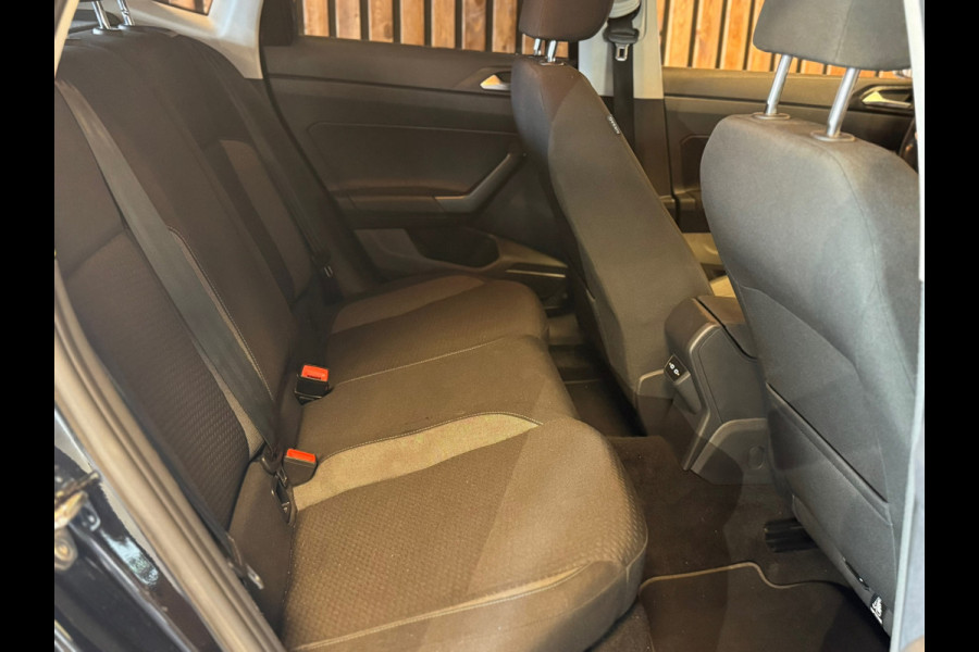 Volkswagen Polo 1.0 TSI Life / Carplay / Stoelverwarming