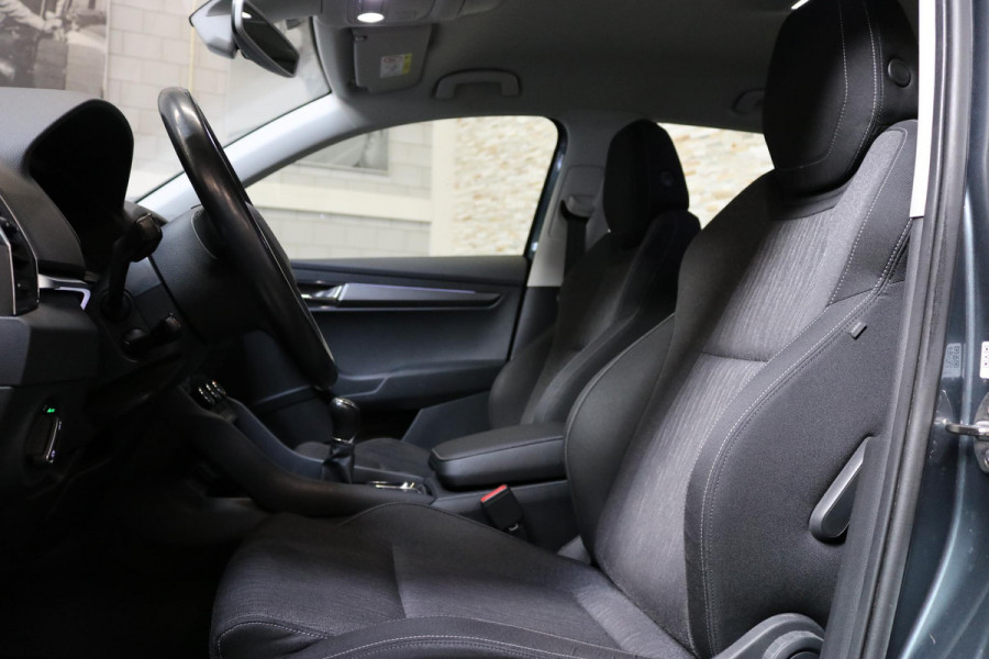 Škoda Karoq 1.0 TSI Business Edition | Camera | Stoelverw. | Navi | Dealer OH | NL AUTO |