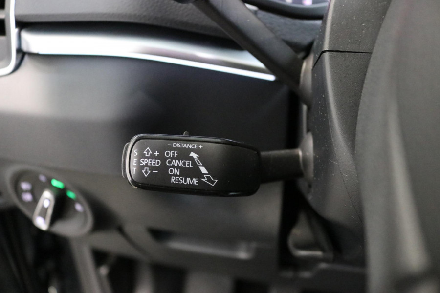 Škoda Karoq 1.0 TSI Business Edition | Camera | Stoelverw. | Navi | Dealer OH | NL AUTO |