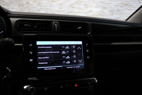 Citroën C3 1.2 PureTech Feel | Carplay | PDC | Navi | NAP | Dealer Oh.