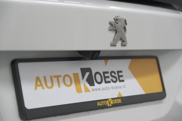 Peugeot 2008 PureTech 130 GT | Elektrisch Panoramadak | Camera | Dodehoekdetectie