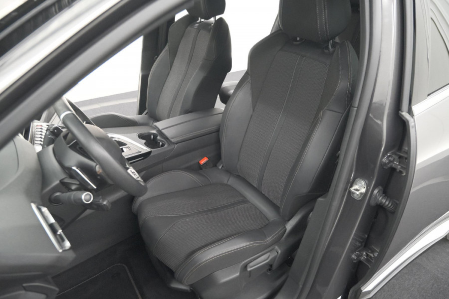 Peugeot 5008 PureTech 130 EAT8 GT | 7 Zitplaatsen | Camera | Adaptieve Cruise Control | Apple Carplay