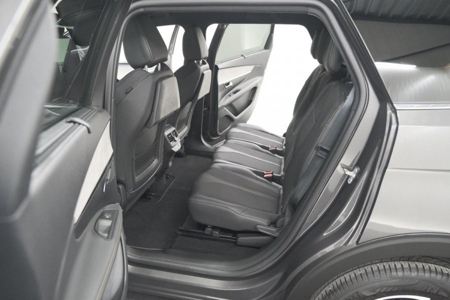 Peugeot 5008 PureTech 130 EAT8 GT | 7 Zitplaatsen | Camera | Adaptieve Cruise Control | Apple Carplay