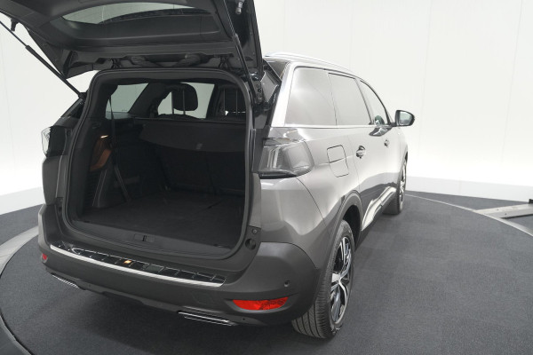 Peugeot 5008 PureTech 130 EAT8 GT | 7 Zitplaatsen | Camera | Adaptieve Cruise Control | Apple Carplay