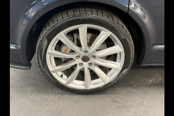 Volkswagen Transporter 2.0 TDI L2H1 DC | Luxe uitvoering | 20 inch | 204PK | DSG | ACC | Standkachel | Leder | Mooie staat
