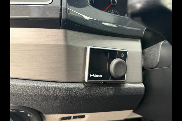 Volkswagen Transporter 2.0 TDI L2H1 DC | Luxe uitvoering | 20 inch | 204PK | DSG | ACC | Standkachel | Leder | Mooie staat