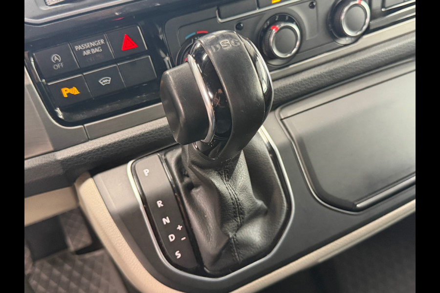 Volkswagen Transporter 2.0 TDI L2H1 DC | Luxe uitvoering | 20 inch | 204PK | DSG | ACC | Standkachel | Leder | Mooie staat
