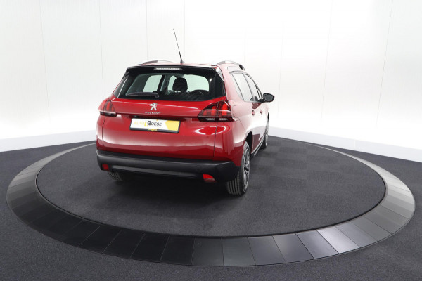 Peugeot 2008 PureTech 110 EAT6 Active | Camera | Apple CarPlay | Parkeersensoren
