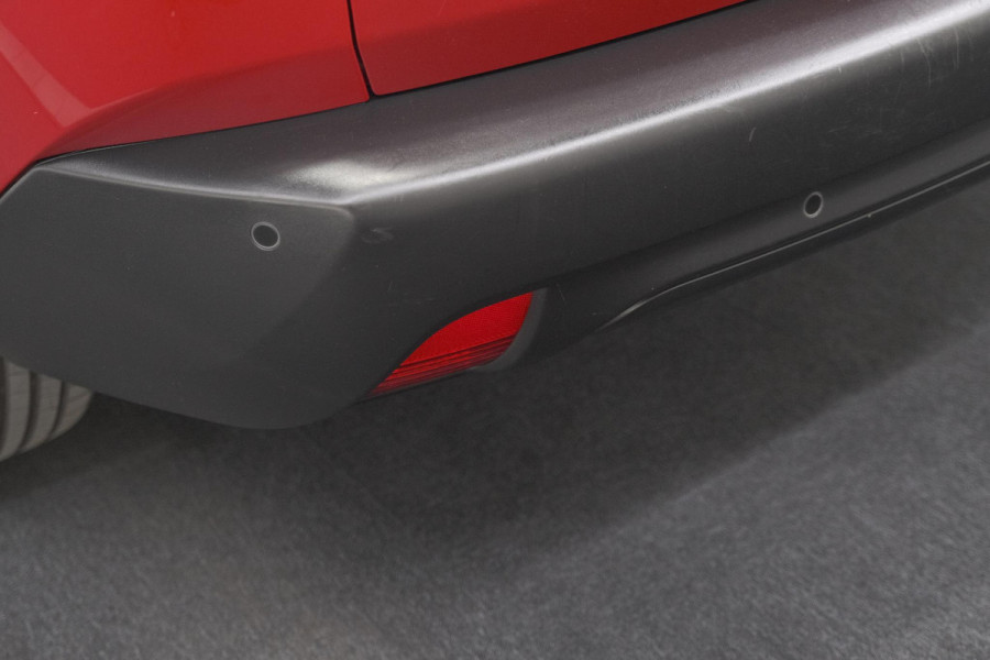 Peugeot 2008 PureTech 110 EAT6 Active | Camera | Apple CarPlay | Parkeersensoren