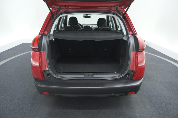 Peugeot 2008 PureTech 110 EAT6 Active | Camera | Apple CarPlay | Parkeersensoren